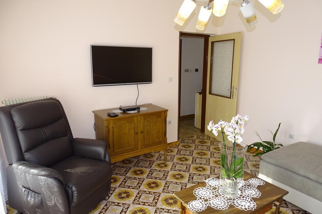 Apartment Parenzana Bibali 65 A 52460-Buje Exterior foto