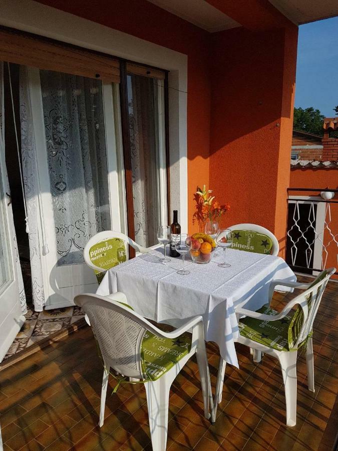 Apartment Parenzana Bibali 65 A 52460-Buje Exterior foto